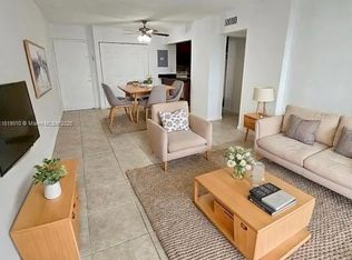 816 NW 87th Ave APT 406, Miami, FL 33172