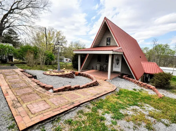 101 Farmers Ln, Cadiz, KY 42211