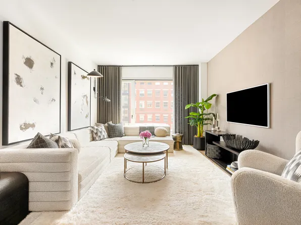345 West 14th Street 5A image 2 of 21