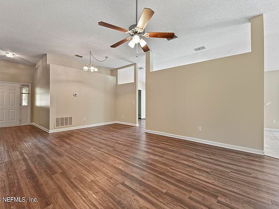 5th image of 3833 HIDEAWAY Lane