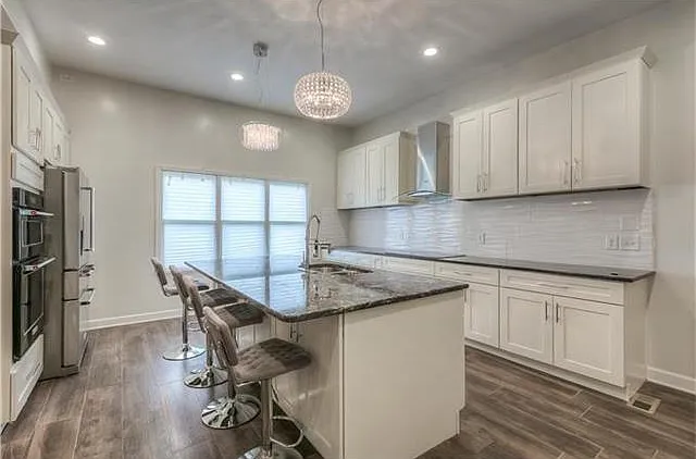 4007 McGee St — Photo 11