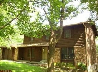 44 Wilderness Ln, Defiance, MO 63341