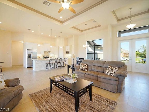 5th image of 3020 SW 26th Place Cpe