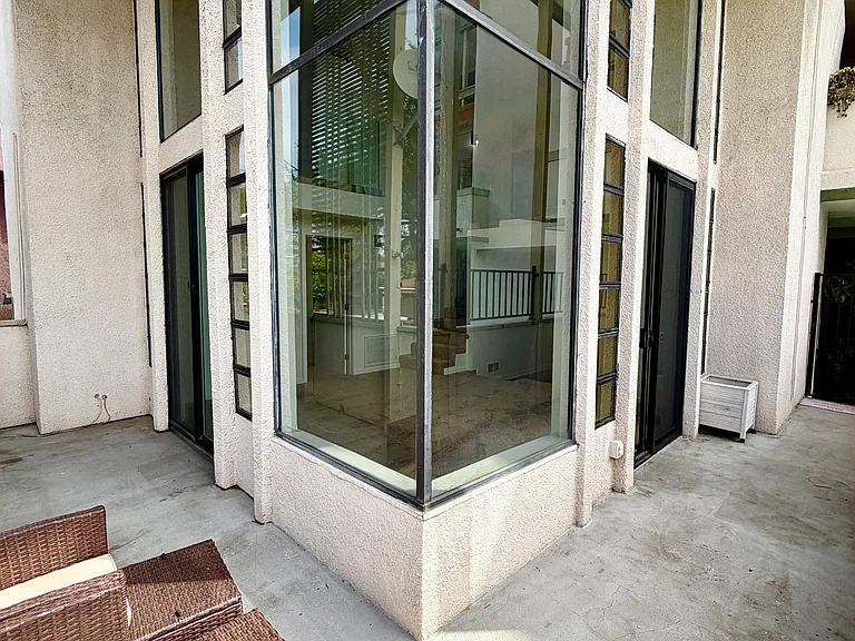 2525 E 19th St #10 — Photo 25
