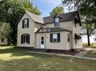 210 Highway Ave E, Hector, MN 55342