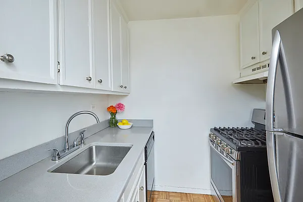 Rented by Brown Harris Stevens | media 5