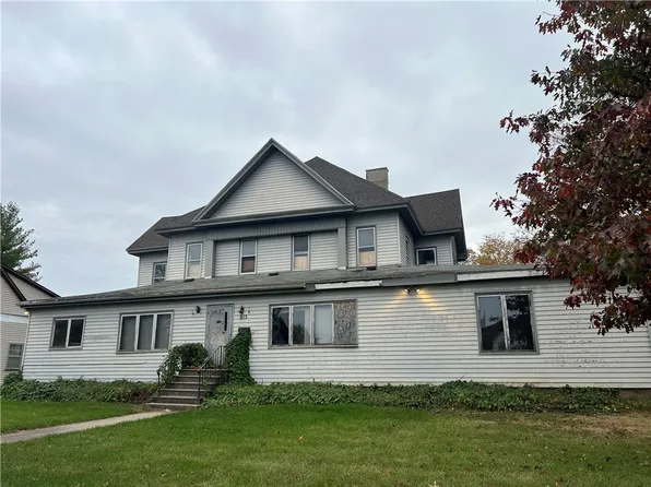 815 Auburn Ave, Chariton, IA 50049