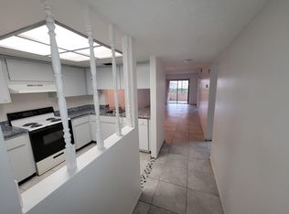 4961 Puritan Cir, Tampa, FL 33617
