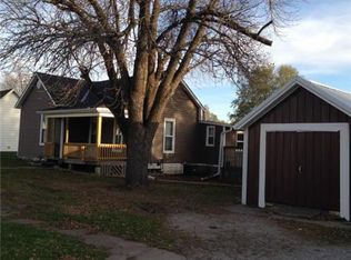 418 E Prospect St, Cameron, MO 64429