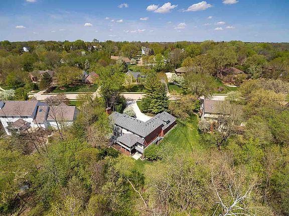 5th image of 6035 Shadowbrook Dr