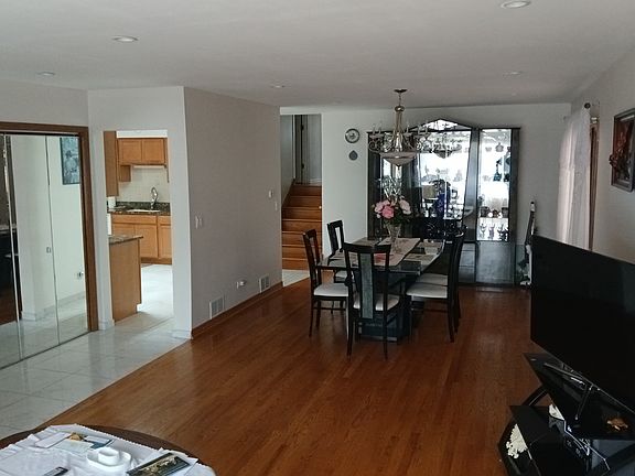 5th image of 7106 W Schreiber Ave