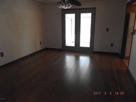 5th image of 2991 Nova Scotia Ln