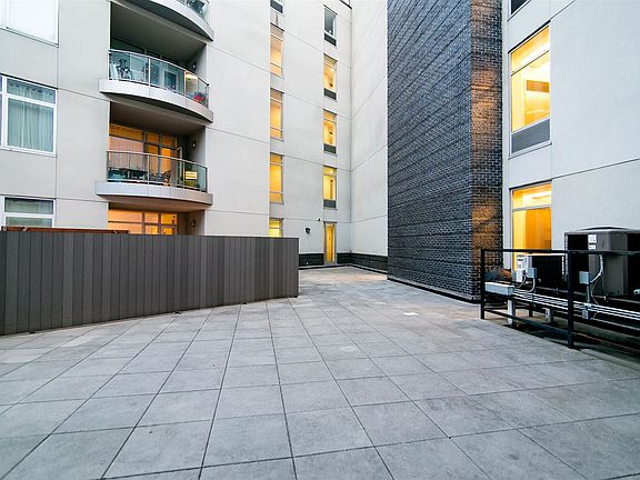 055_65_Ainslie_Street__Terrace-3