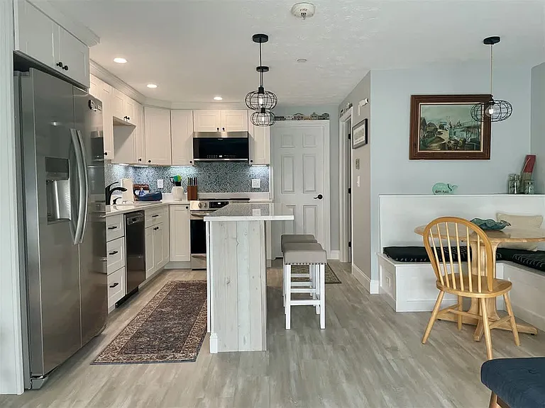444 Main St #111 — Photo 4