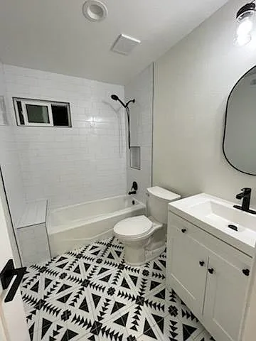 936 N Orange Ave — Photo 11