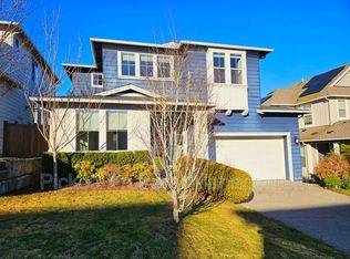 2424 NE Boulderstone Ct, Poulsbo, WA 98370