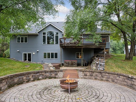 2nd image of 19148 Eaglewood Rd