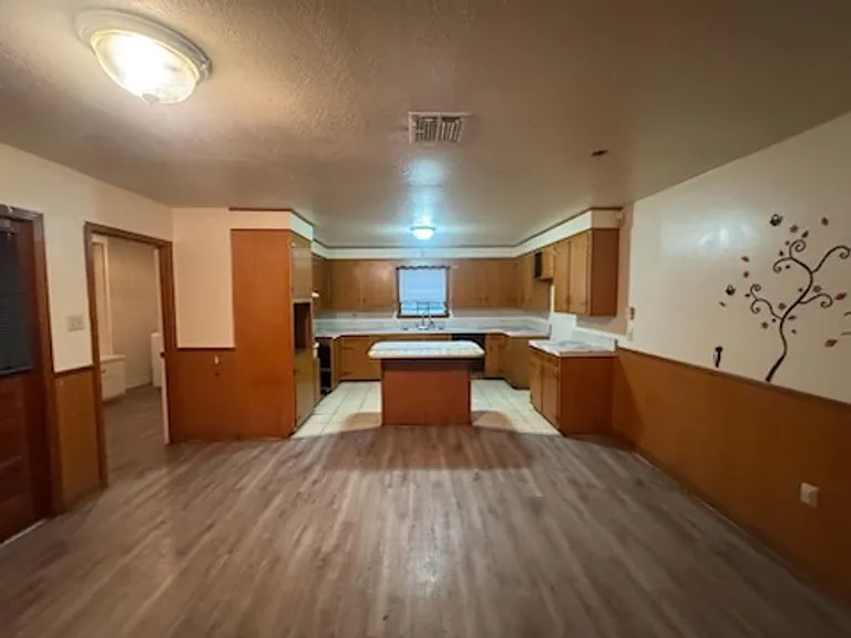 247 Dona Ave — Photo 1