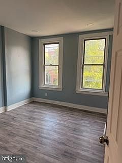 4th image of 5240 Larchwood Ave
