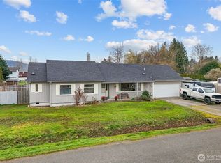209 8th Avenue N, Algona, WA 98001