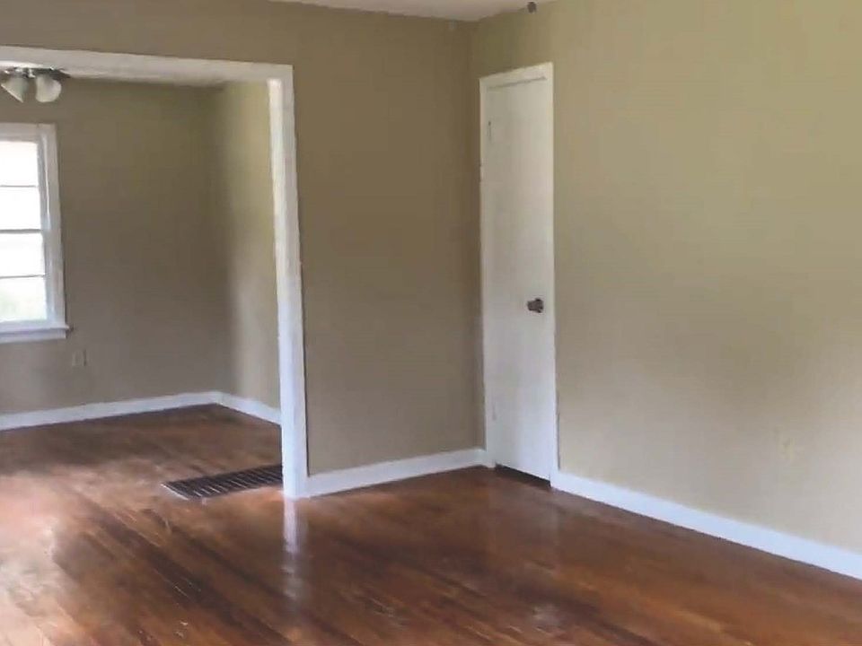 1st image of 3670 Southland Dr