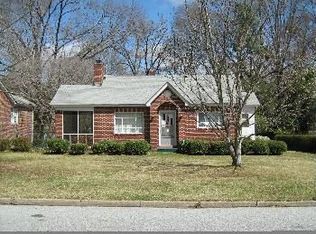 1115 Brannon St, Greenwood, SC 29646