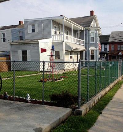 5th image of 243 Lehman St