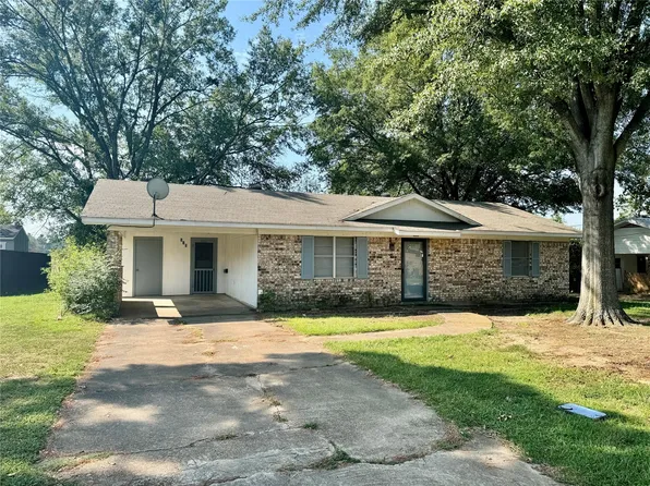 515 Fleming St, Mount Vernon, TX 75457