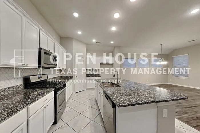 1260 Meridian Dr — Photo 7