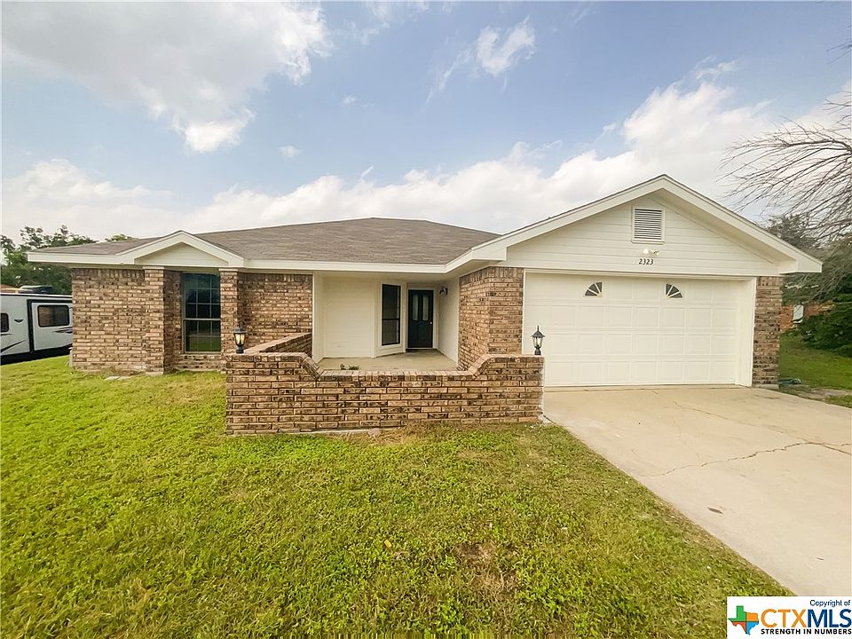 1st image of 2323 Whitney Dr