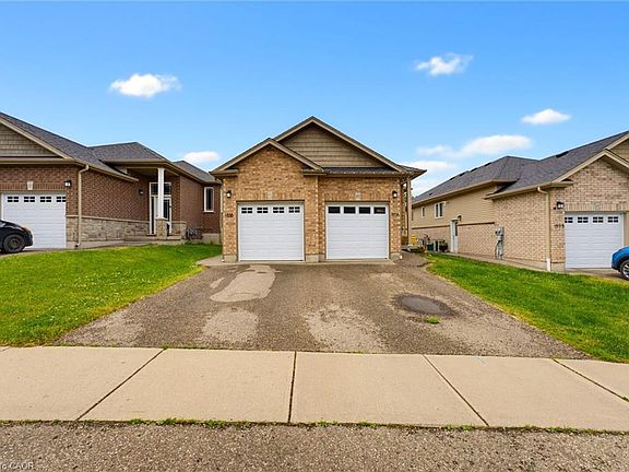 2nd image of 185 Wedgewood Dr
