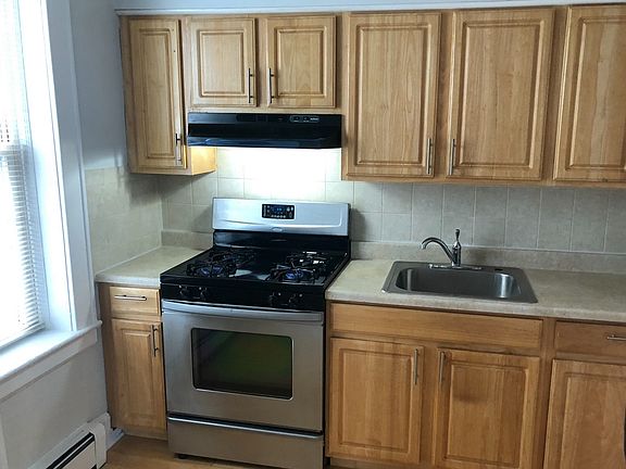2nd image of 203 Davis Ave APT 11