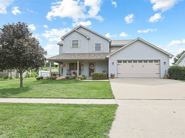 782 182nd Ave, Pella, IA 50219