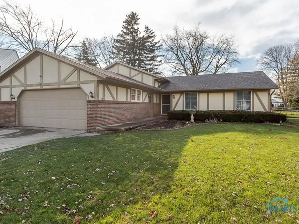 82 Karyl Ct, Waterville, OH 43566