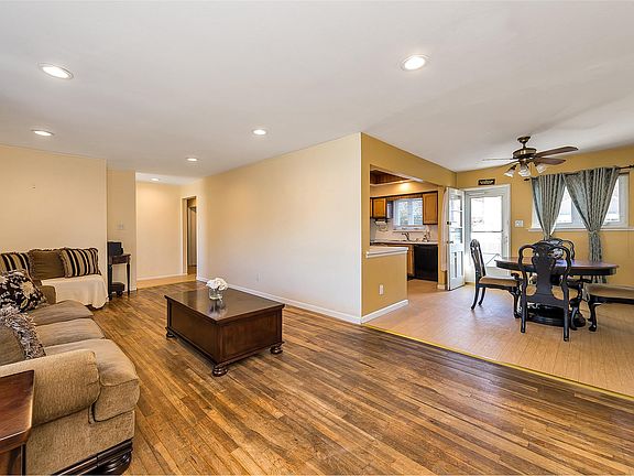 2nd image of 2629 Dianne Ct