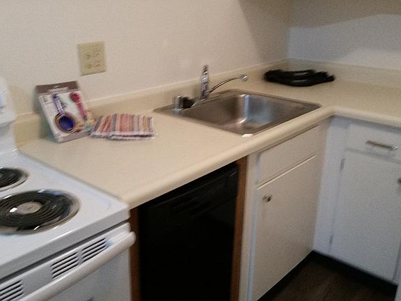 Updated flooring and New Stove