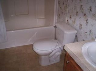 189 Ravensview Heights Ln, Ravenswood, WV 26164