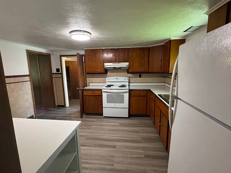 158 N Morgantown St — Photo 3