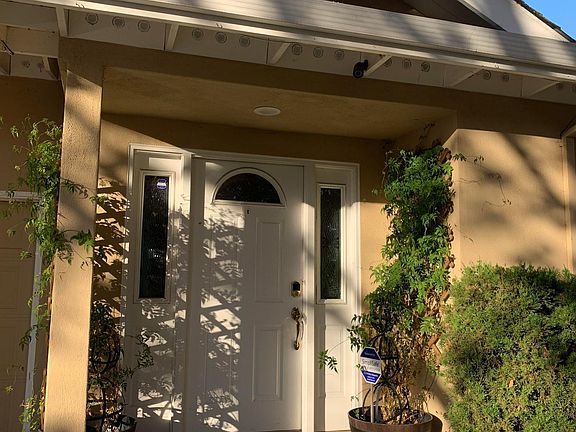2nd image of 12715 Camrose Ave