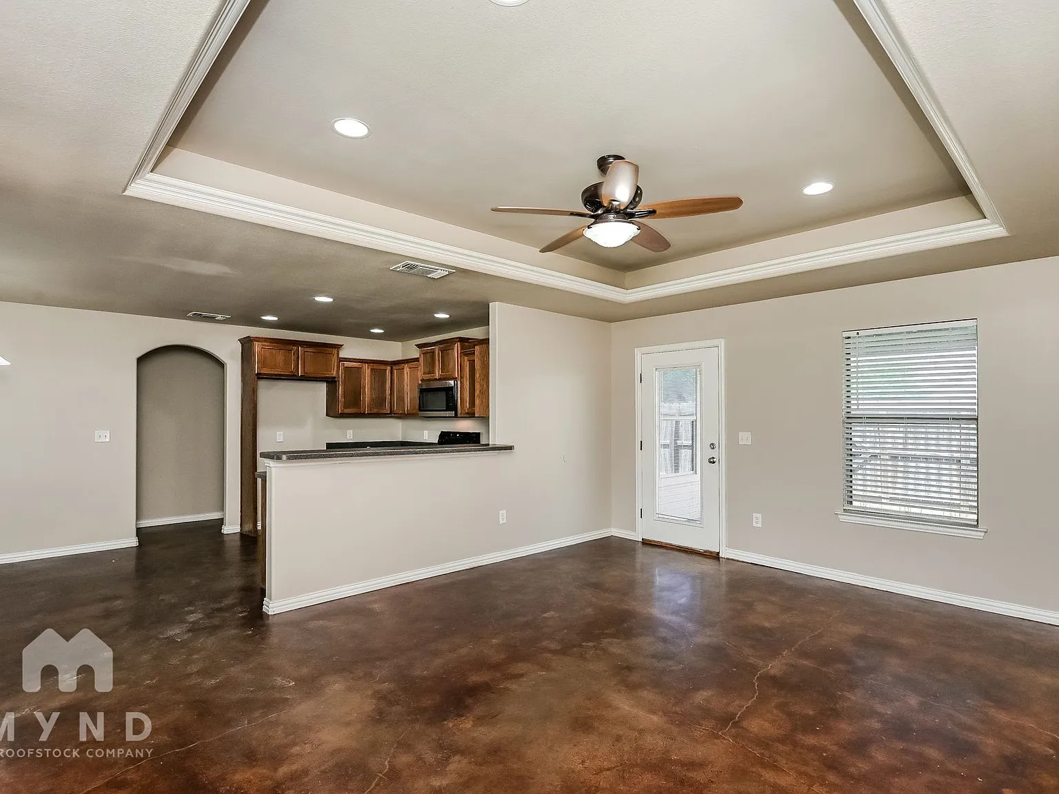 3 bed, 2.0 bath, 1250 sqft, $1,599 — Photo 4