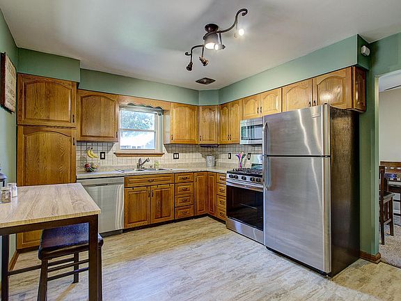 2nd image of 8509 N 52nd St