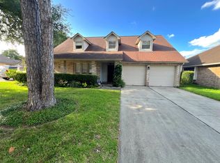 9510 Strawgrass Dr, Houston, TX 77064