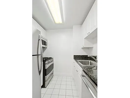 Rented by Douglas Elliman | media 5