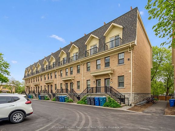 4th image of 803 Gordon St #9