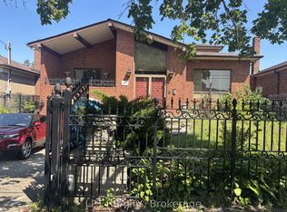 296 Rustic Rd, Toronto, ON M6L1W4