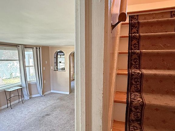 4th image of 305 3rd St