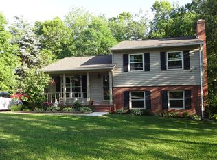 6 Crandon Ct, Asheville, NC 28804