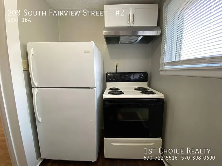 208 S Fairview St #2 — Photo 9
