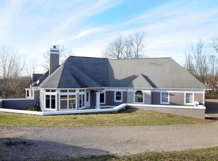 295 Cobblepond Rd, Zanesville, OH 43701