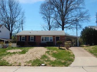 6504 Lawnside Dr, Saint Louis, MO 63123